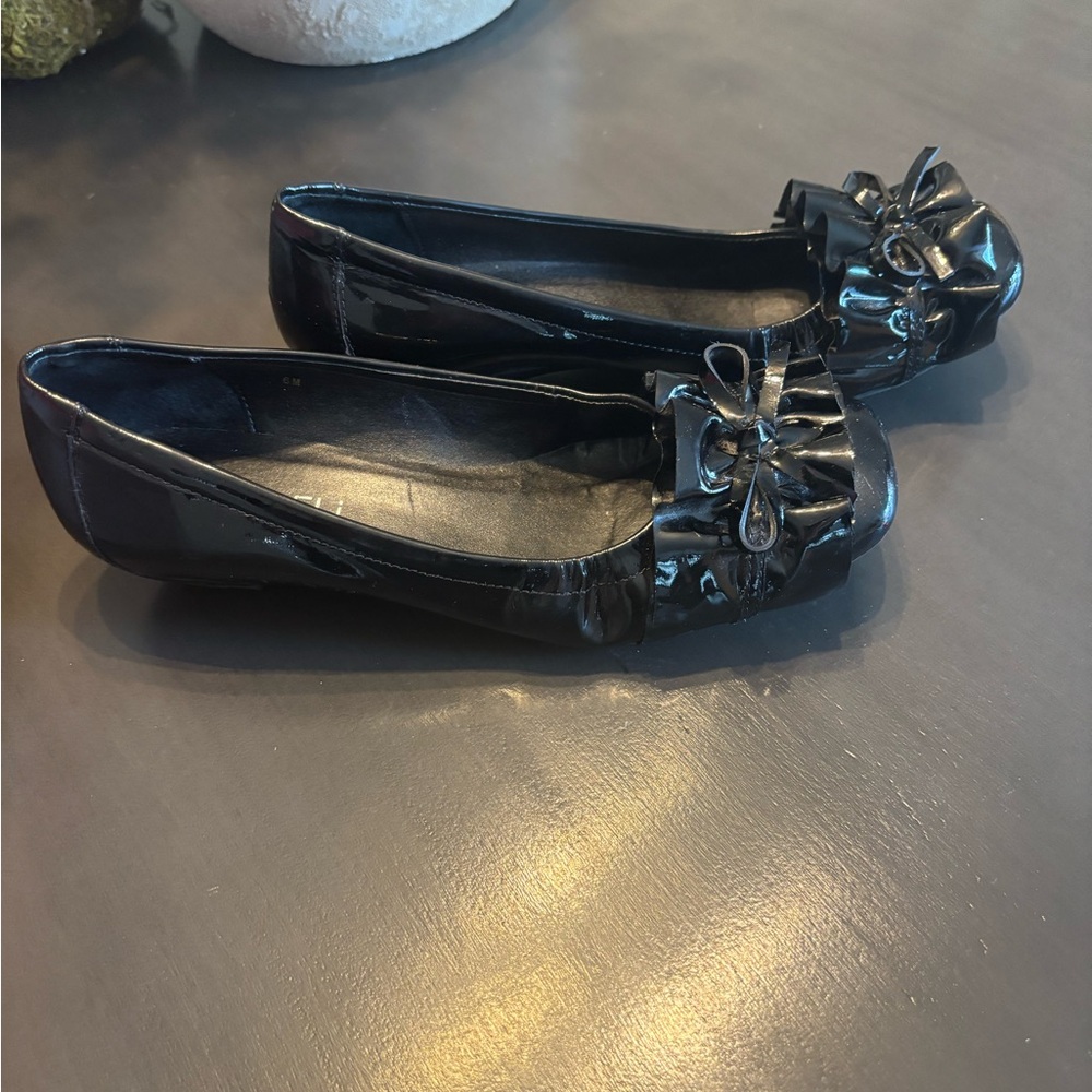 Vaneli Black Flat - image 8